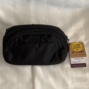 Pacsafe Metrosafe LS120 Anti-Theft Hip Pack - Black - NWT